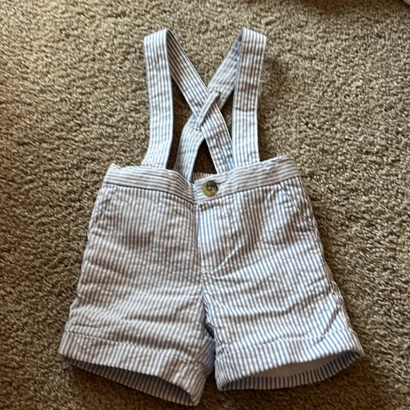 Like new Janie and Jack Bow Tie Outfit - Picture 3 of 7